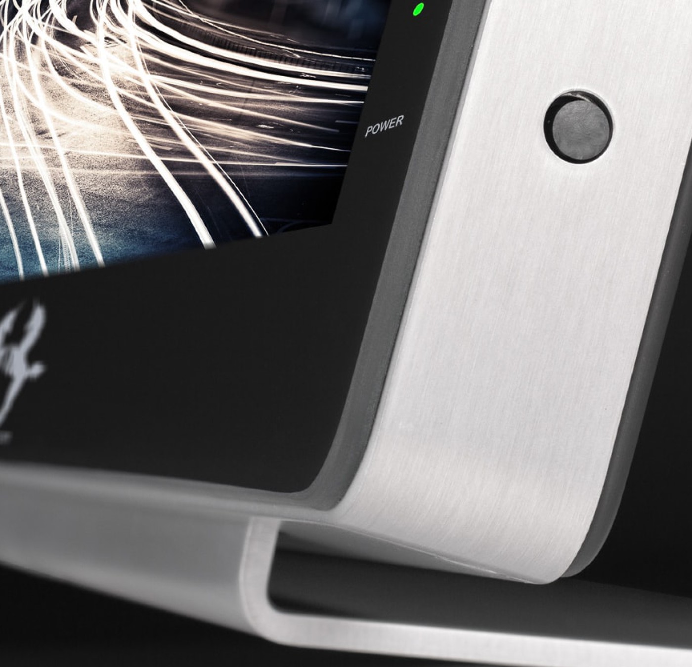 Design monitor detail. Side view of the FLO = EVO. Front glass black and the aluminum parts in natural anodized.