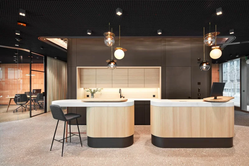 A new perspective on banking interiors with LOFT desktop